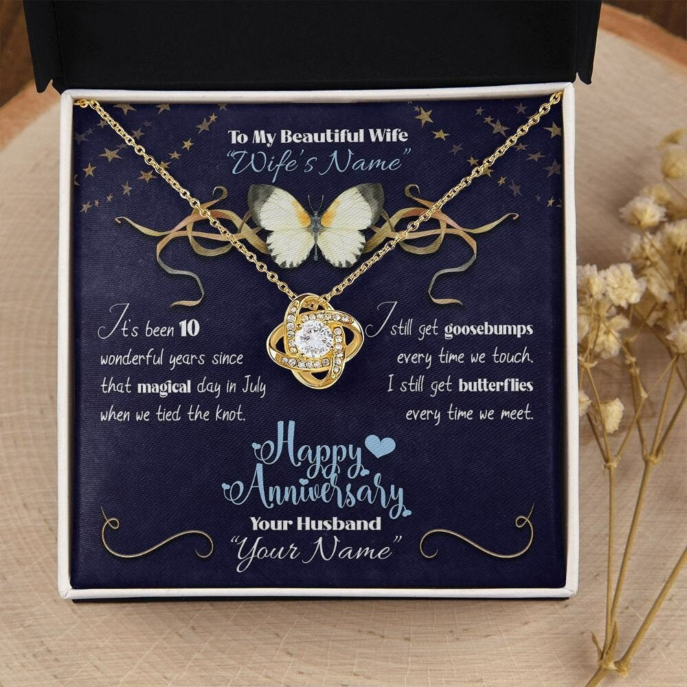 Indie Pendant Love Knot Necklace - 18K Gold Finish